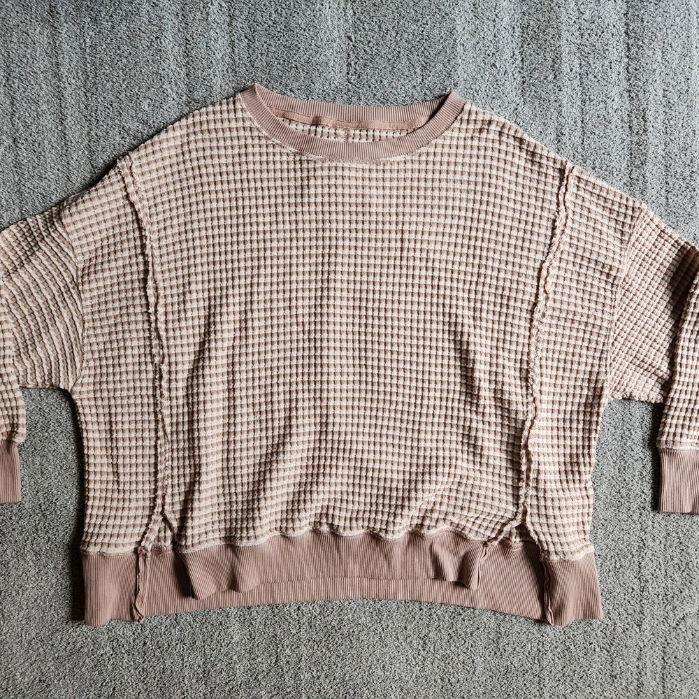 BRAND NEW-NO TAGS: Tan Waffle Knit Sweater